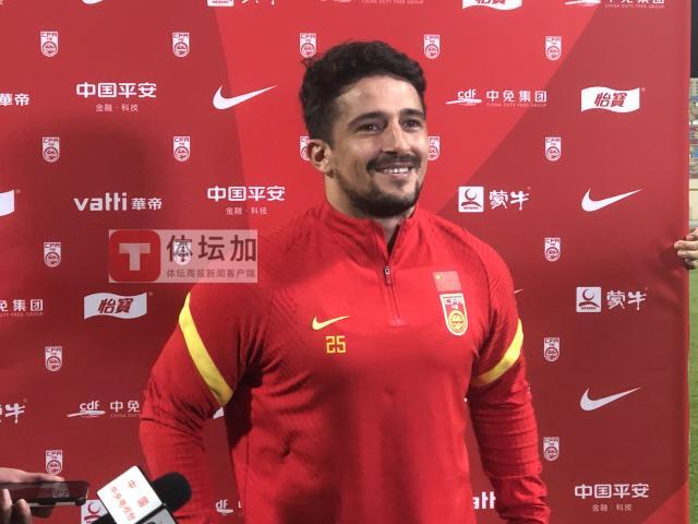 开云官网-洛国富：李铁是我的兄弟 希望踢80分钟为梦想而战
