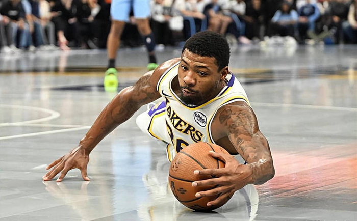 开云下载-湖人队内正负值排名：东契奇第2，里弗斯第3，詹姆斯尴尬了|奥斯汀-里弗斯|马库斯-斯玛特|八村塁|洛杉矶湖人队|卢卡-东契奇_新浪体育_新浪新闻